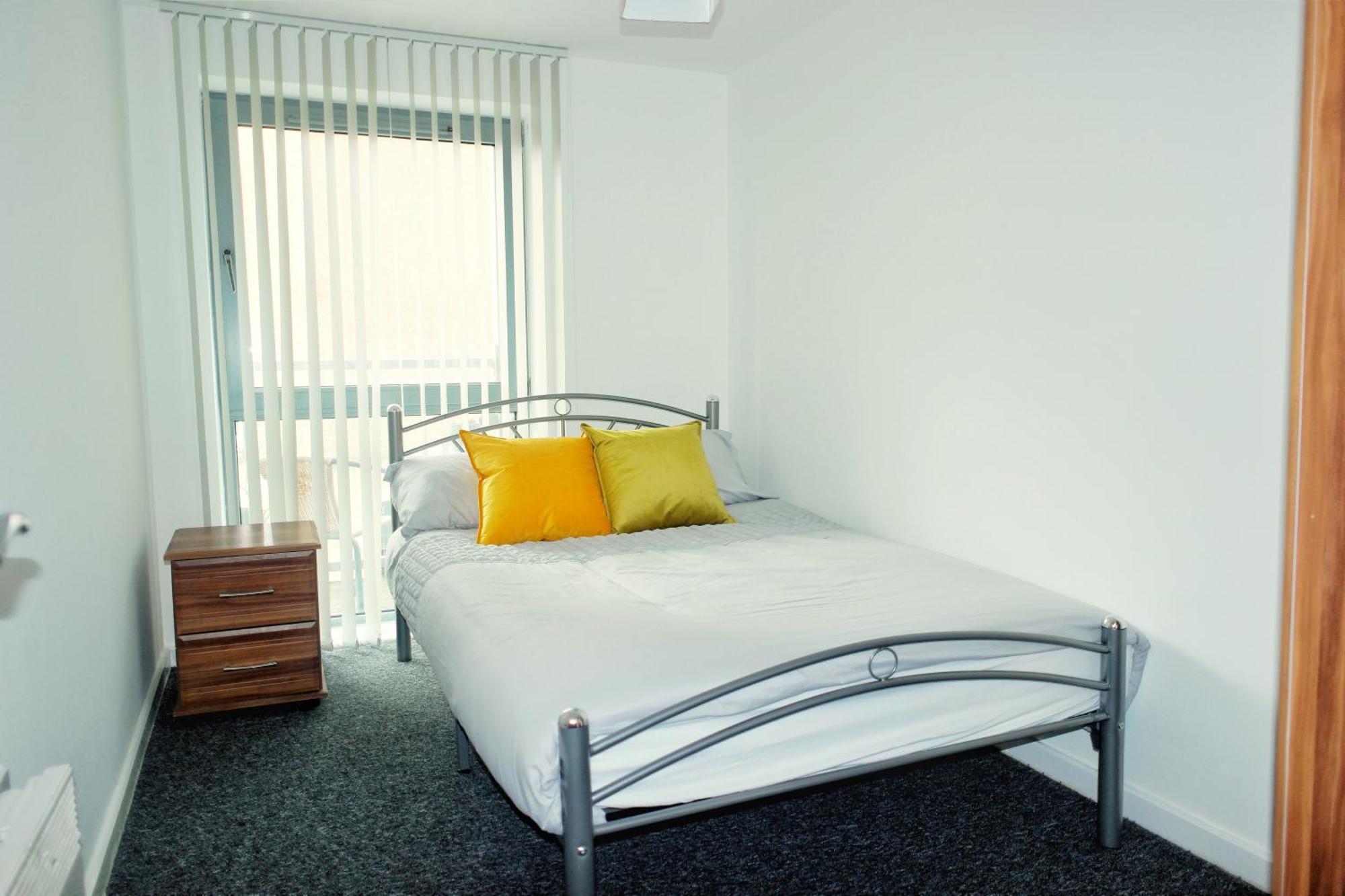 2 Bed Ensuite With Balcony And Free Onsite Secure Parking Manchester Buitenkant foto